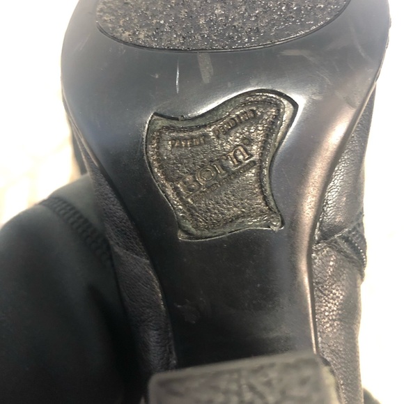 BORN Tall Pull-on Black Leather Boots - Picture 13 of 16